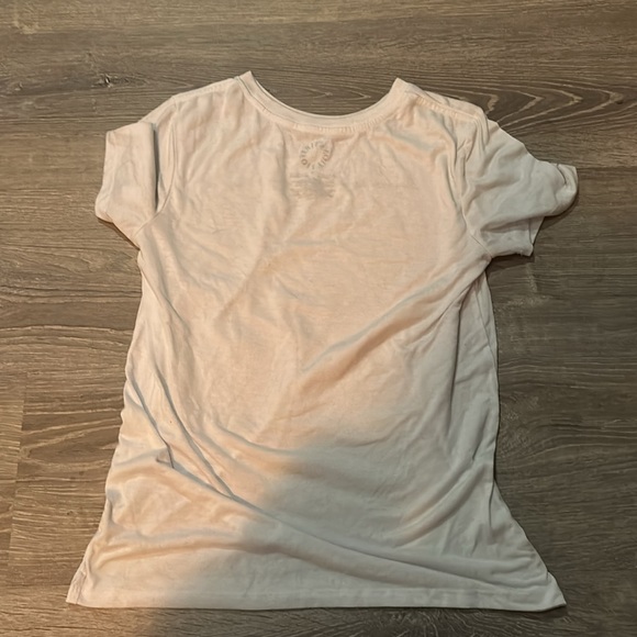 White “home is where the heart is” t-shirt - Picture 2 of 2